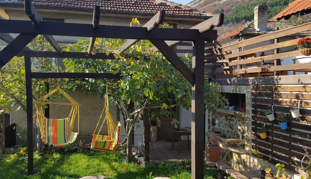 The Wild Fig Hotel Șumen Exterior foto